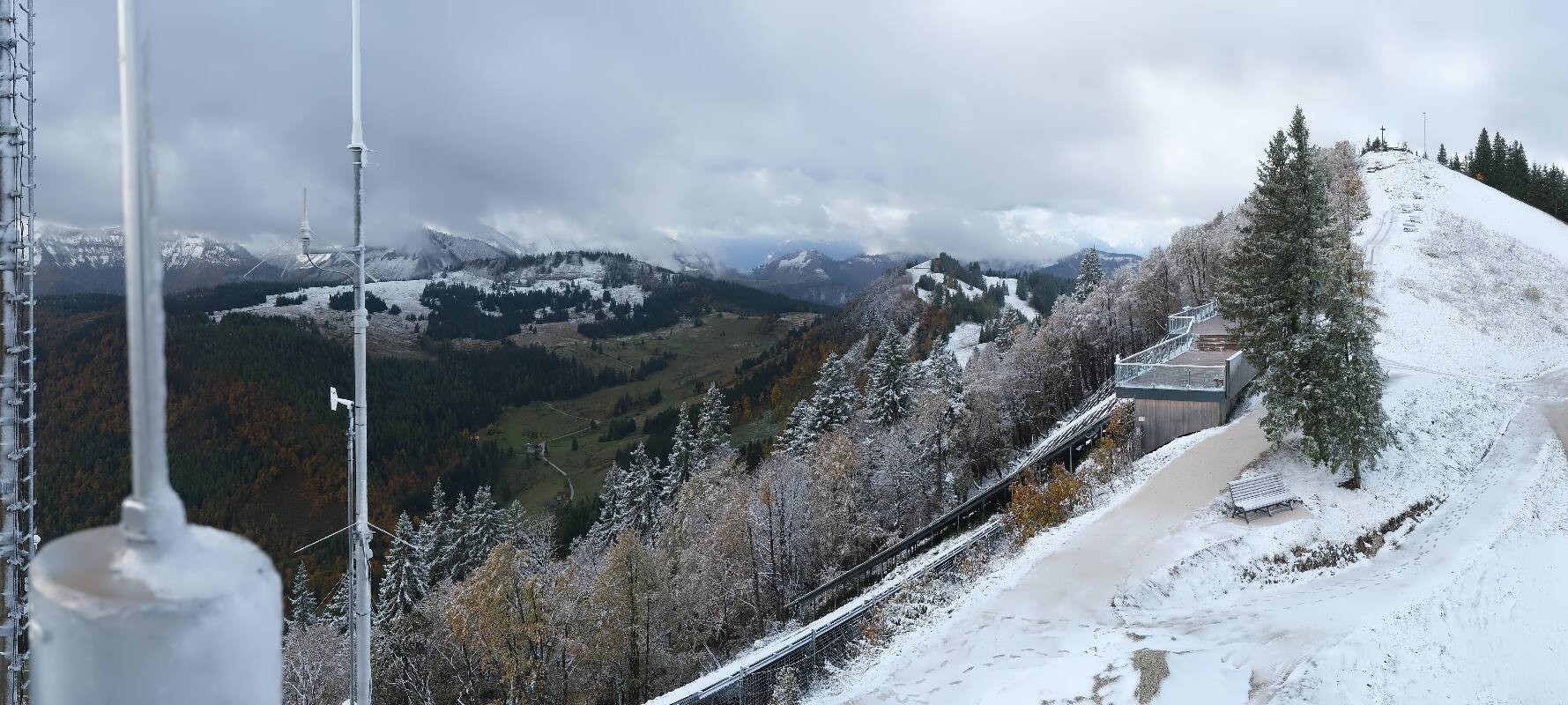 Archiv Foto Webcam Zwölferhorn im Salzkammergut