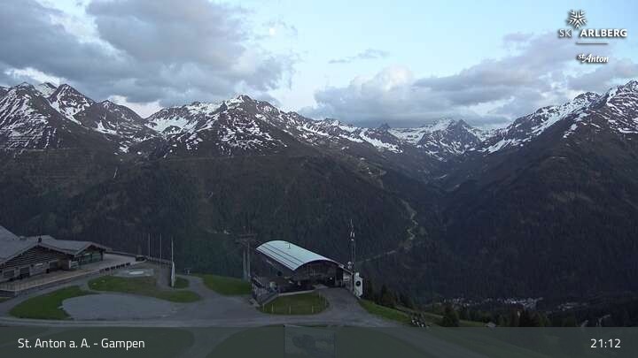 Archiv Foto Webcam Gampen Restaurant