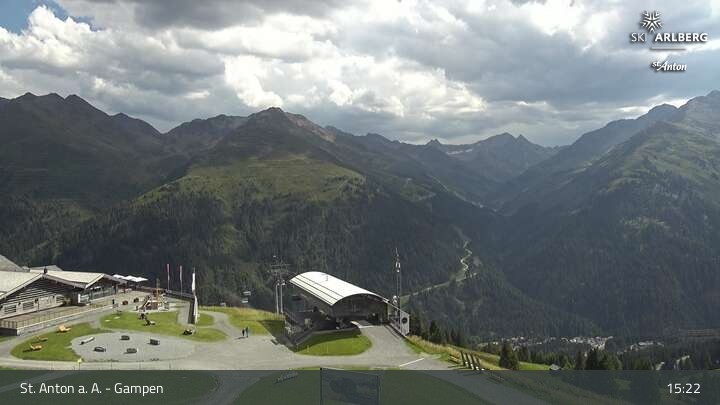Archived image Webcam Gampen (Mountain Restaurant)