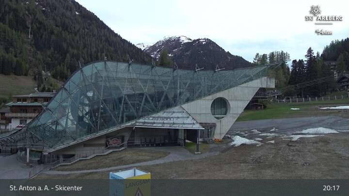 Archived image Webcam Base Station Galzigbahn