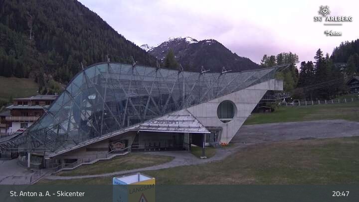 Archived image Webcam Base Station Galzigbahn