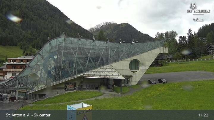 Archived image Webcam Base Station Galzigbahn