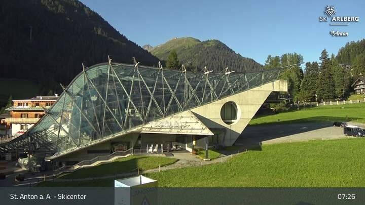 Archived image Webcam Base Station Galzigbahn