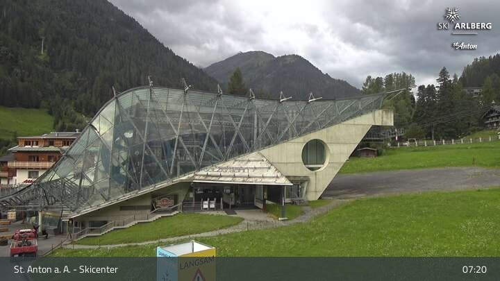Archived image Webcam Base Station Galzigbahn