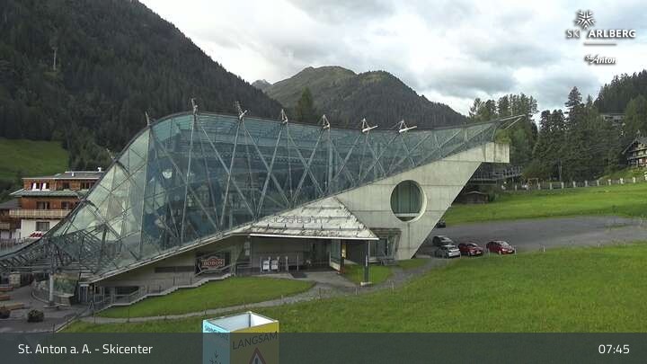 Archived image Webcam Base Station Galzigbahn