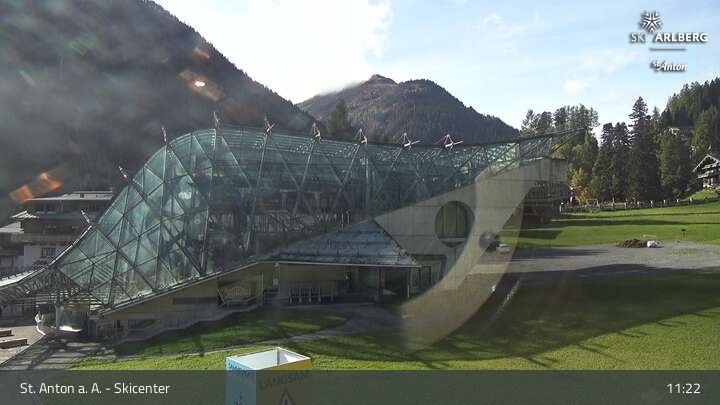 Archived image Webcam Base Station Galzigbahn