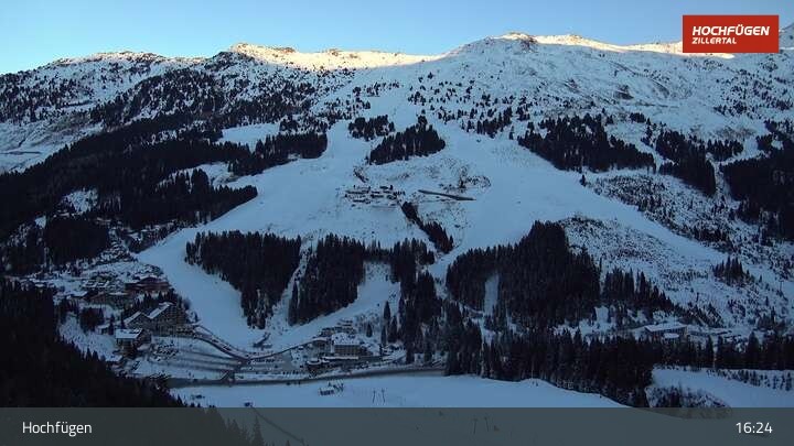 Archiv Foto Webcam Zillertal Parkplatz am Klausboden
