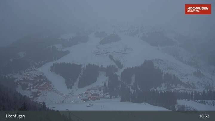 Archiv Foto Webcam Zillertal Parkplatz am Klausboden