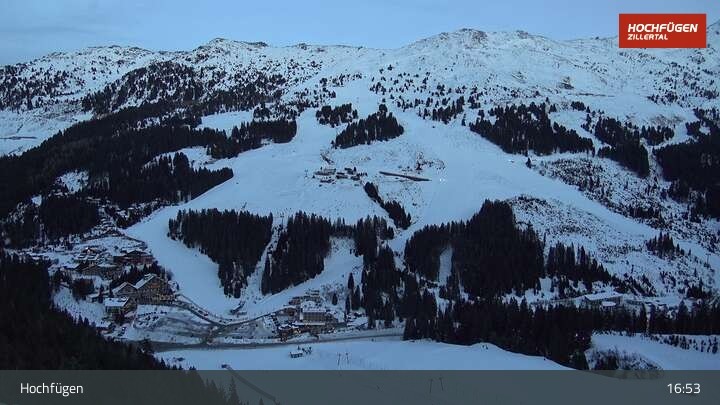 Archiv Foto Webcam Zillertal Parkplatz am Klausboden