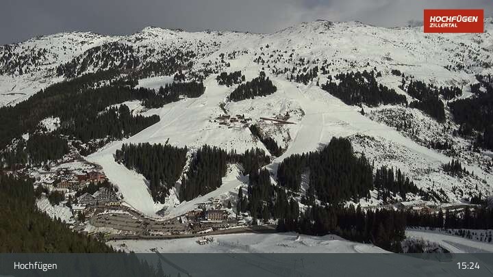 Archiv Foto Webcam Zillertal Parkplatz am Klausboden