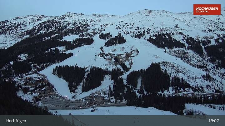 Archiv Foto Webcam Zillertal Parkplatz am Klausboden