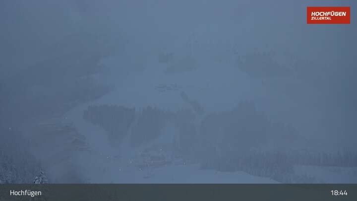 Archiv Foto Webcam Zillertal Parkplatz am Klausboden