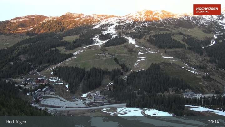 Archiv Foto Webcam Zillertal Parkplatz am Klausboden