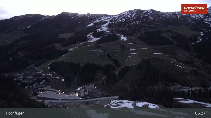 Archiv Foto Webcam Zillertal Parkplatz am Klausboden