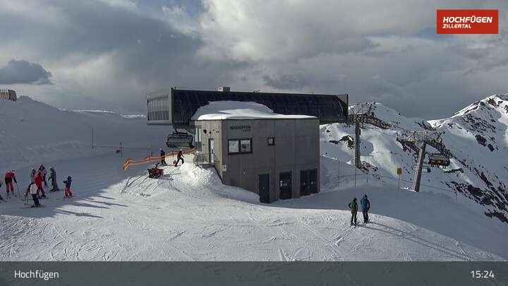 Archiv Foto Webcam Bergstation Waidoffenlift in Hochfügen