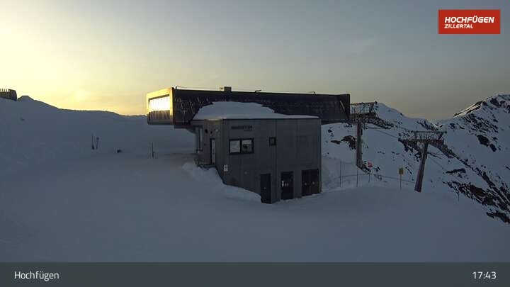 Archiv Foto Webcam Bergstation Waidoffenlift in Hochfügen