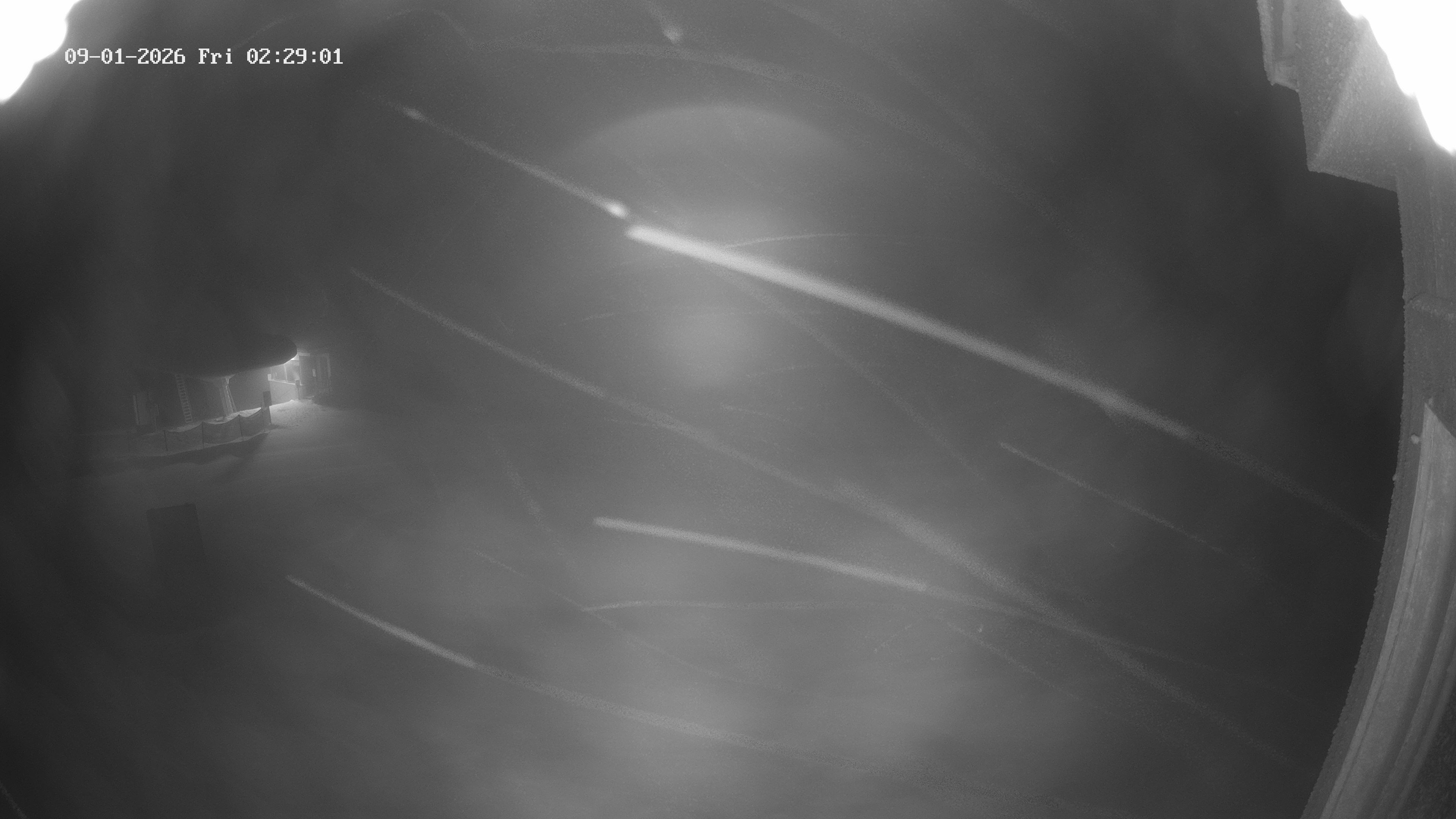 Archived image Webcam Upper Station of the Venetbahn in Landeck