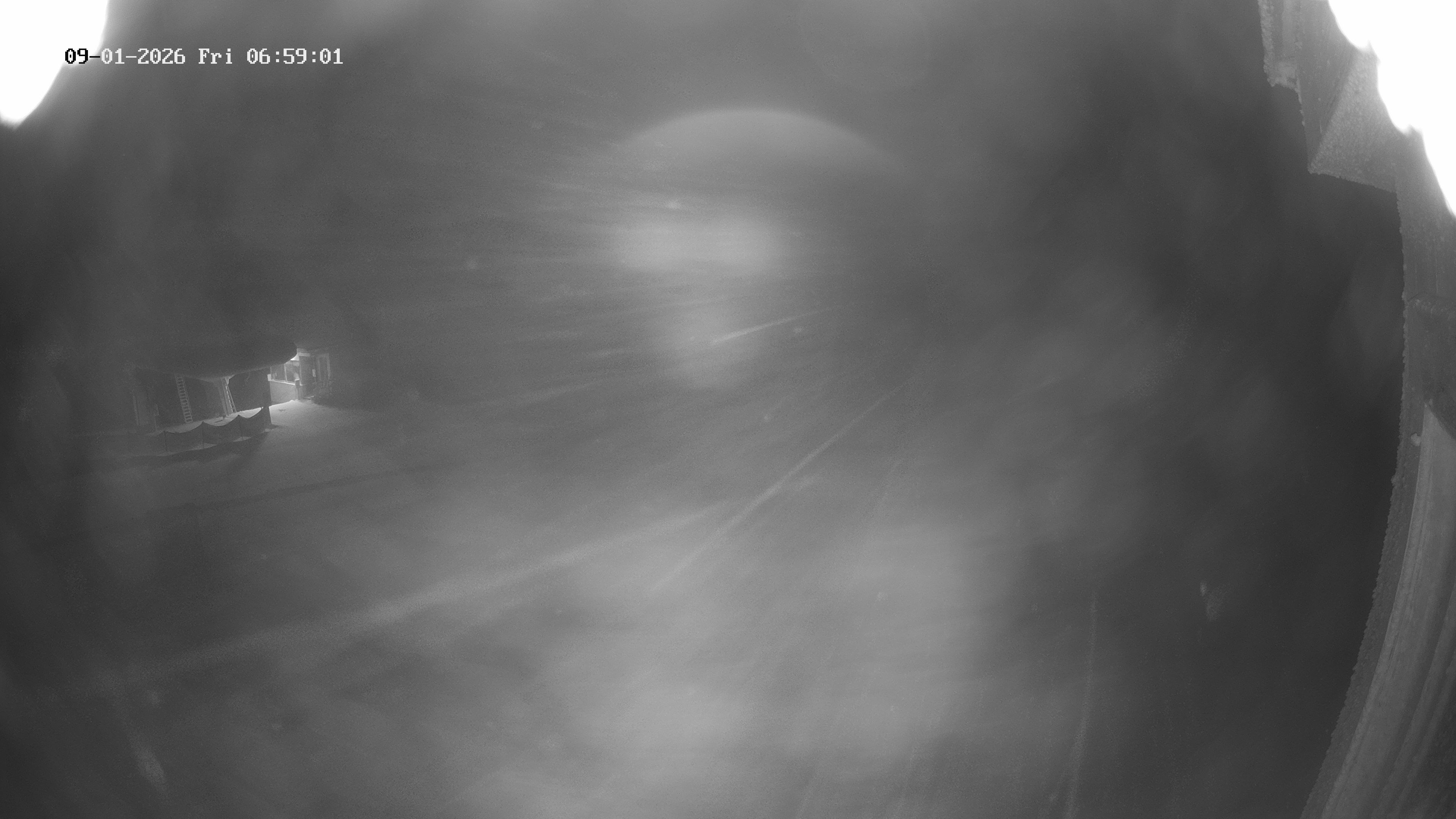 Archived image Webcam Upper Station of the Venetbahn in Landeck