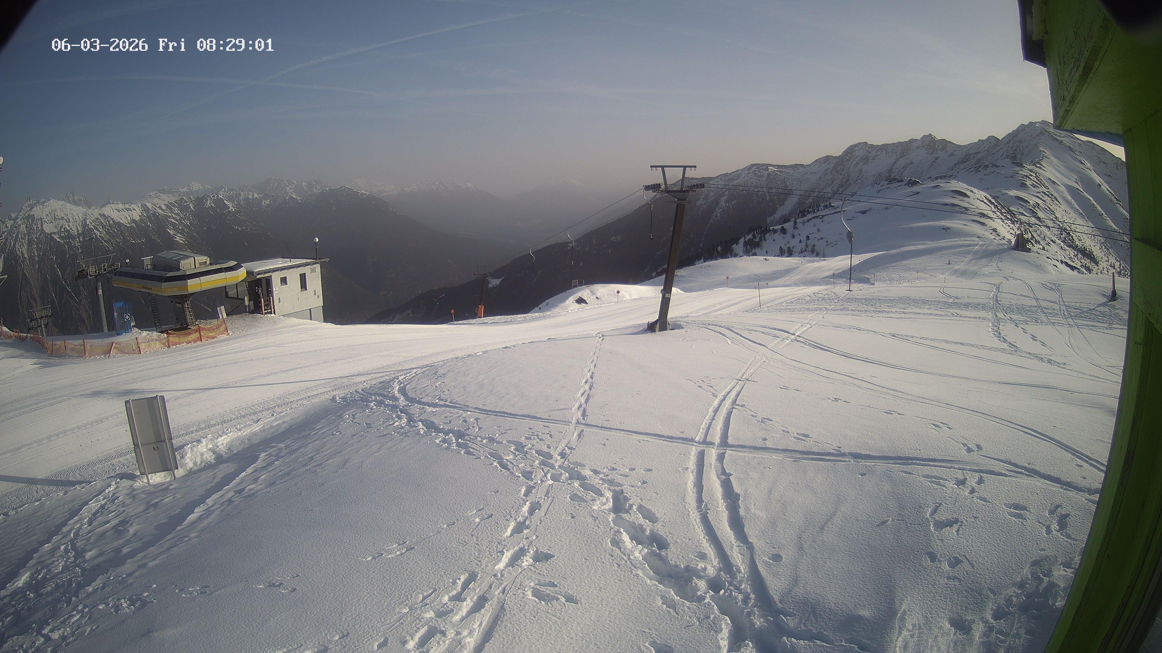 Archived image Webcam Upper Station of the Venetbahn in Landeck