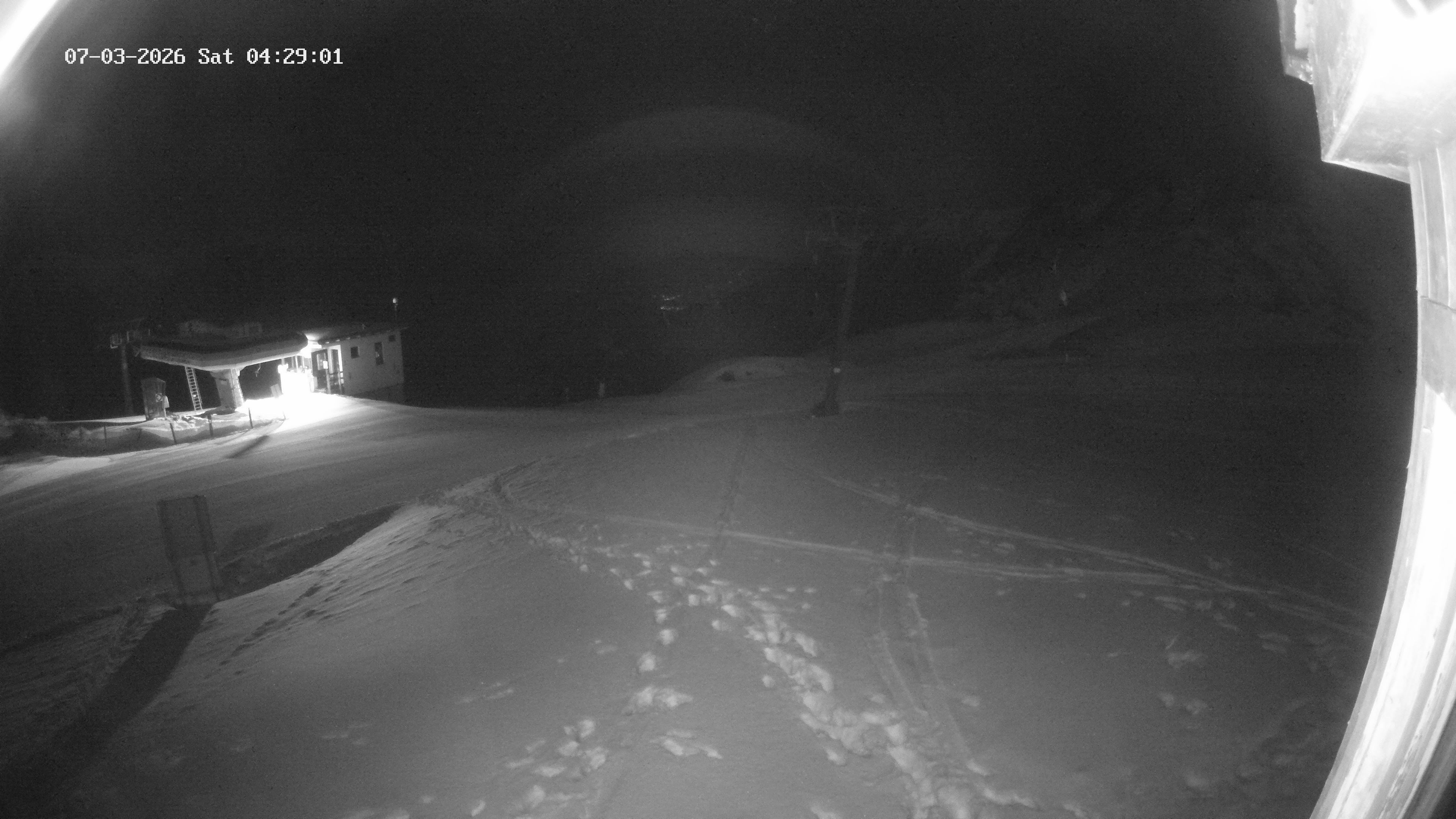 Archived image Webcam Upper Station of the Venetbahn in Landeck