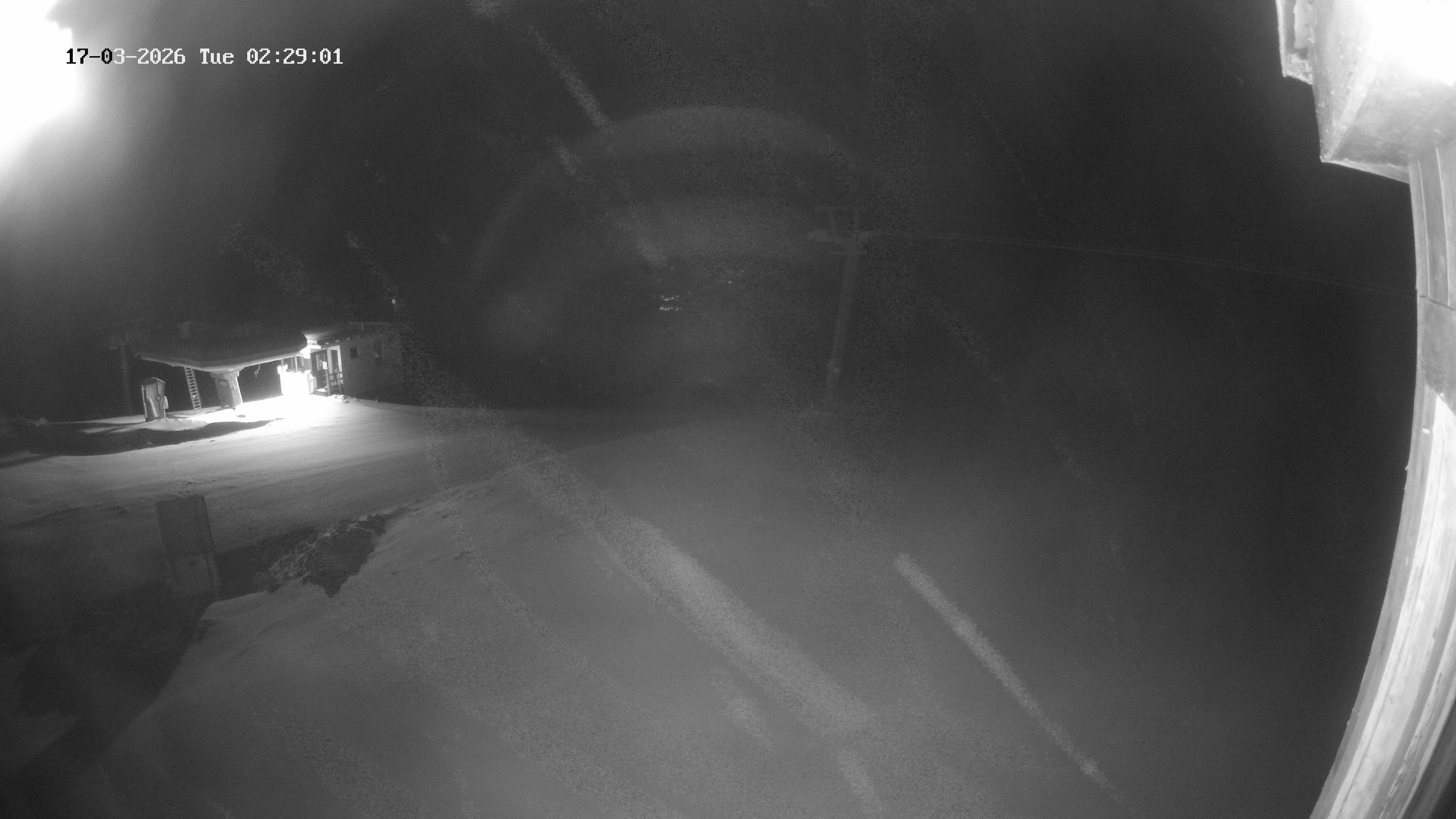 Archived image Webcam Upper Station of the Venetbahn in Landeck