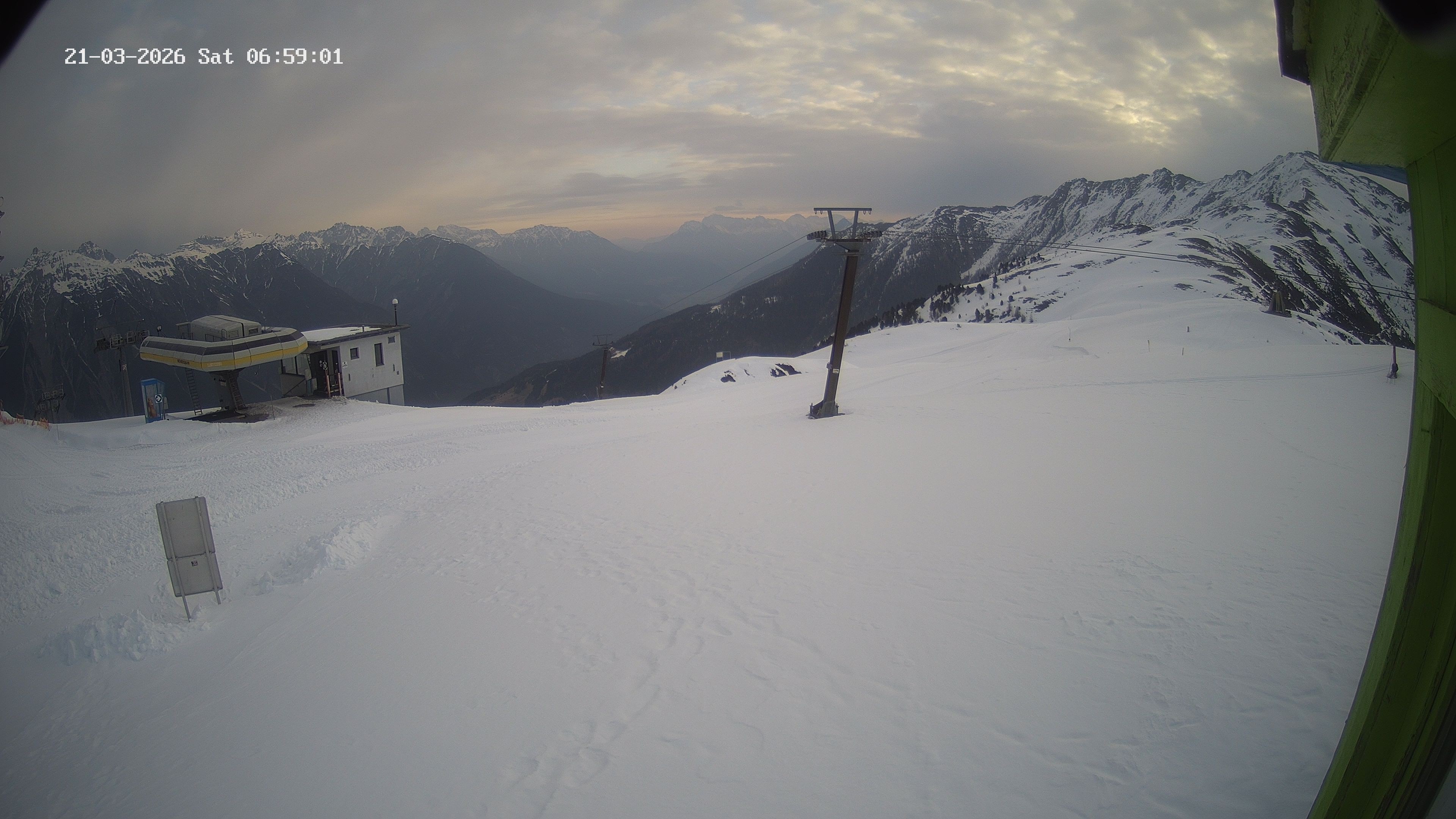 Archiv Foto Webcam Bergstation Venetbahn in Landeck