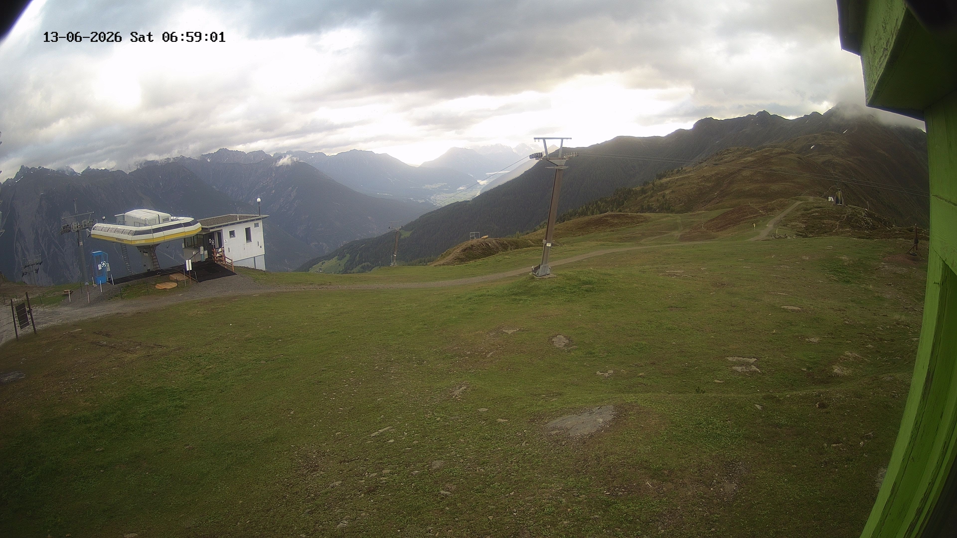 Archiv Foto Webcam Bergstation Venetbahn in Landeck