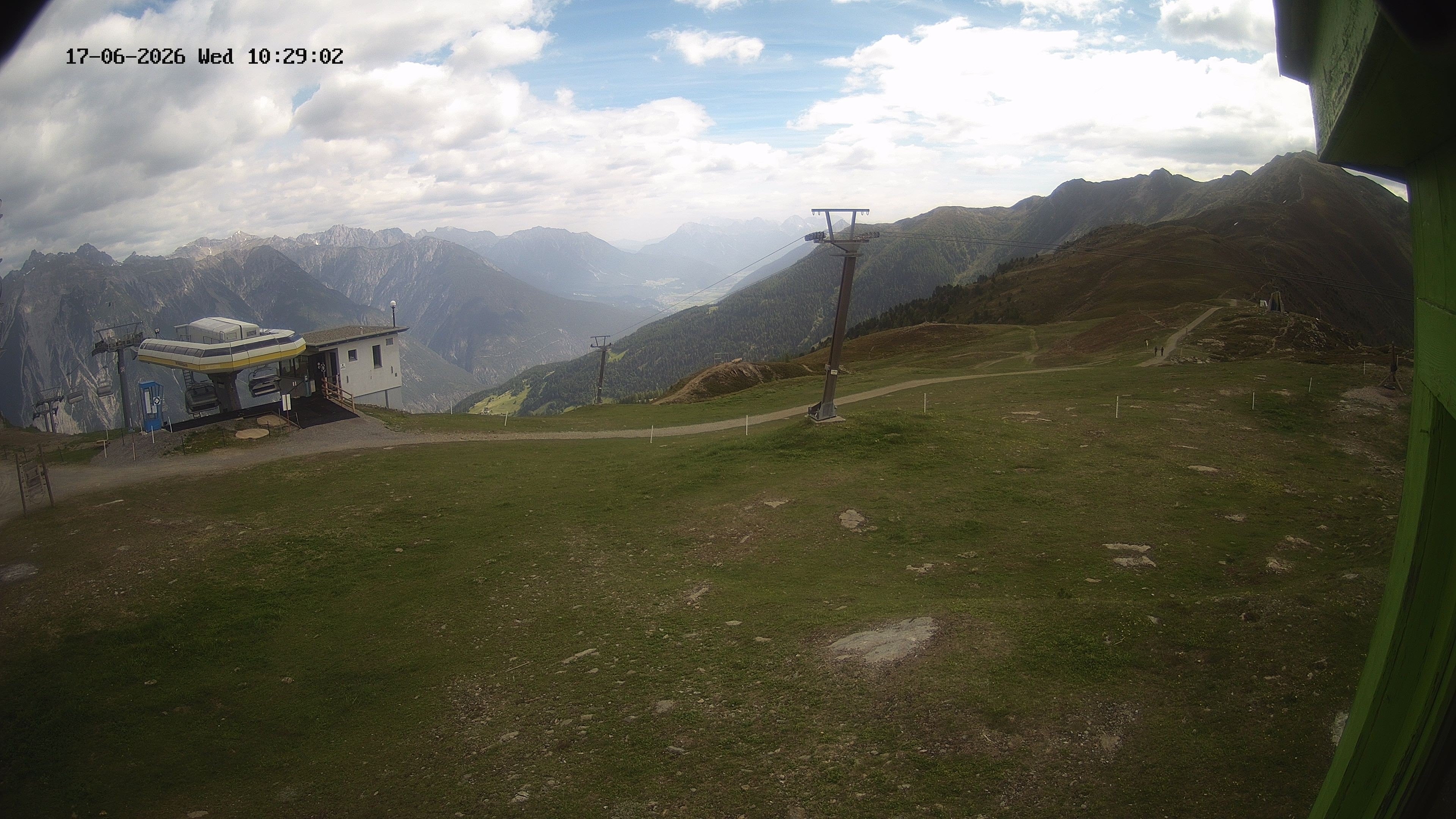 Archiv Foto Webcam Bergstation Venetbahn in Landeck