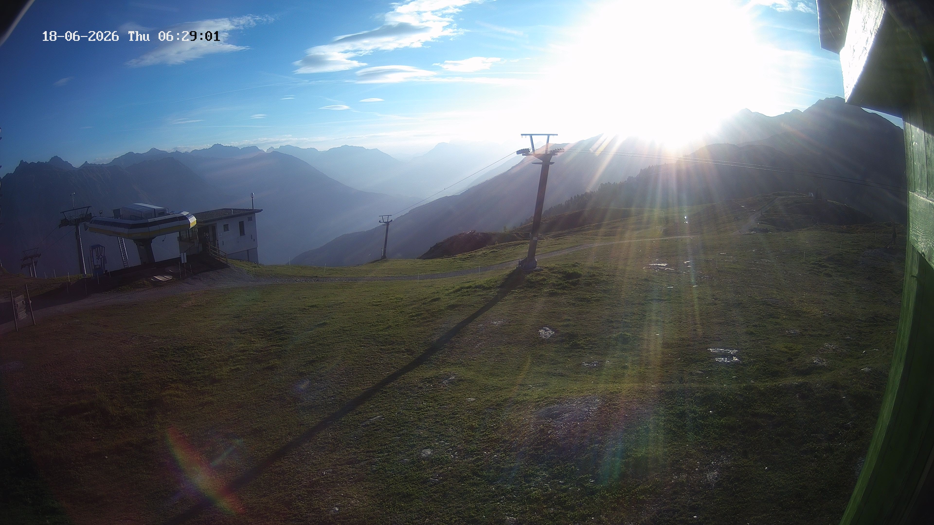 Archiv Foto Webcam Bergstation Venetbahn in Landeck