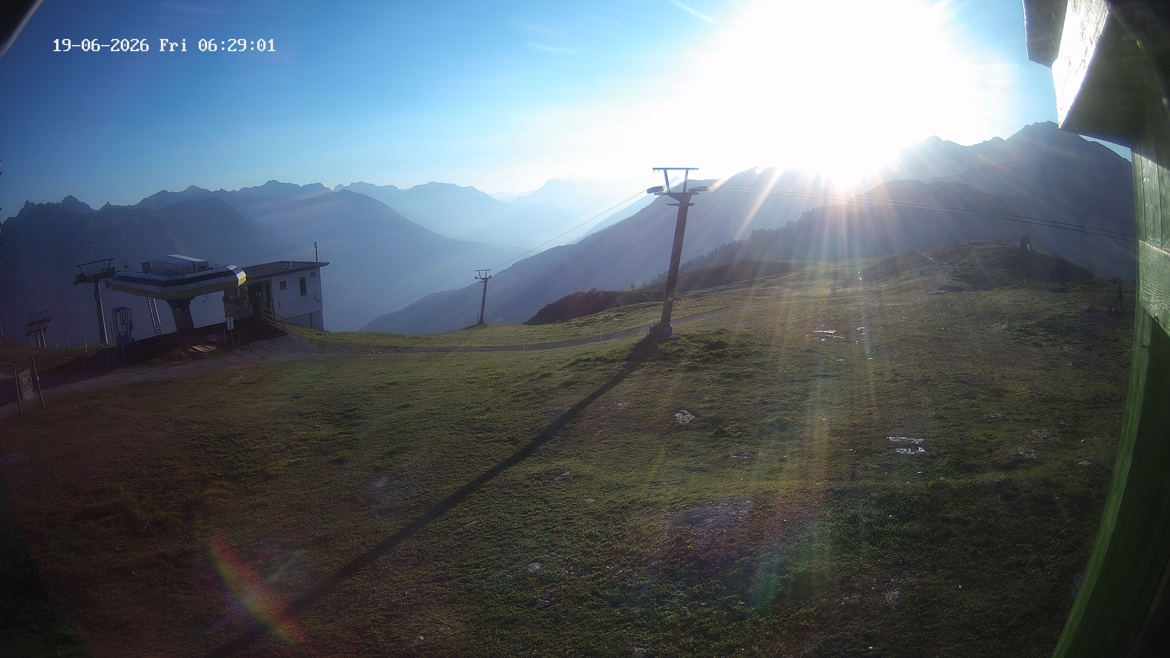 Archiv Foto Webcam Bergstation Venetbahn in Landeck