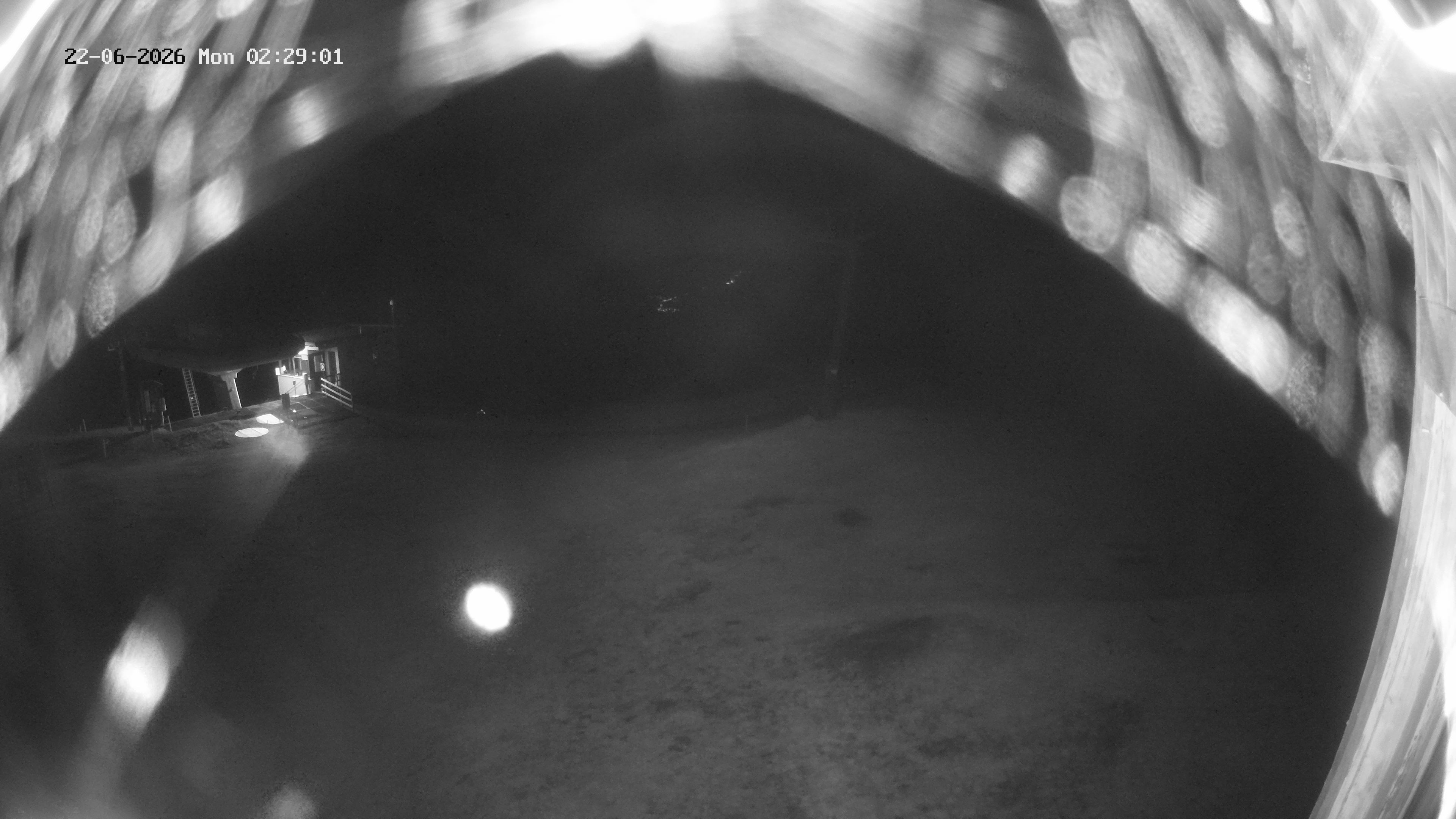 Archived image Webcam Upper Station of the Venetbahn in Landeck