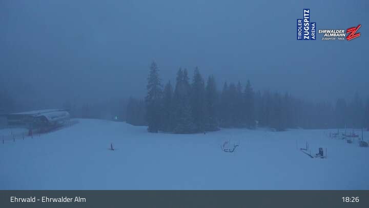 Archiv Foto Webcam Sicht auf das Kinderland an der Ehrwalder Alm