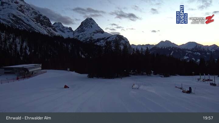 Archived image Webcam View of Ehrwalder Alm