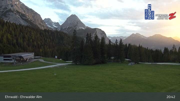 Archived image Webcam View of Ehrwalder Alm