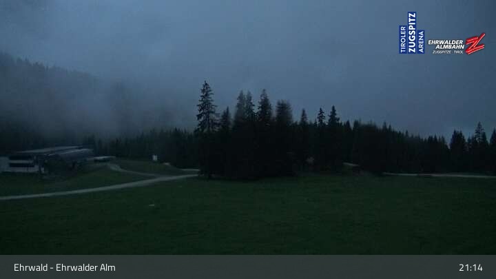 Archiv Foto Webcam Sicht auf das Kinderland an der Ehrwalder Alm