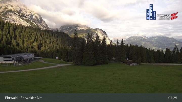 Archived image Webcam View of Ehrwalder Alm