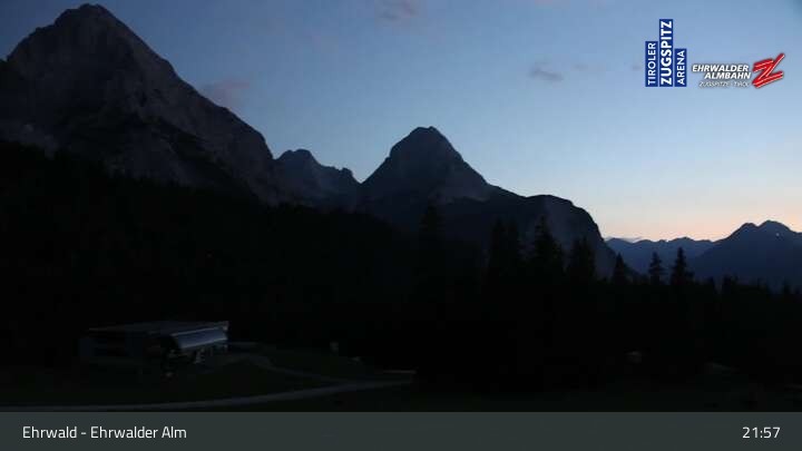 Archiv Foto Webcam Sicht auf das Kinderland an der Ehrwalder Alm