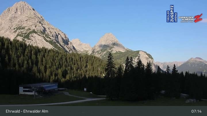 Archiv Foto Webcam Sicht auf das Kinderland an der Ehrwalder Alm