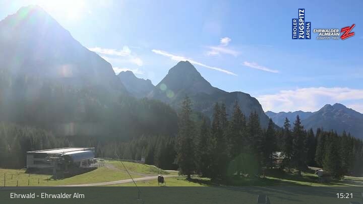 Archiv Foto Webcam Sicht auf das Kinderland an der Ehrwalder Alm