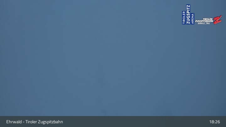 Archived image Webcam Tiroler Zugspitzbahn Top Station