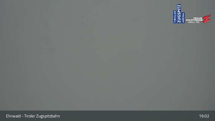 Archived image Webcam Tiroler Zugspitzbahn Top Station