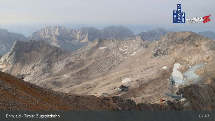 Archived image Webcam Tiroler Zugspitzbahn Top Station