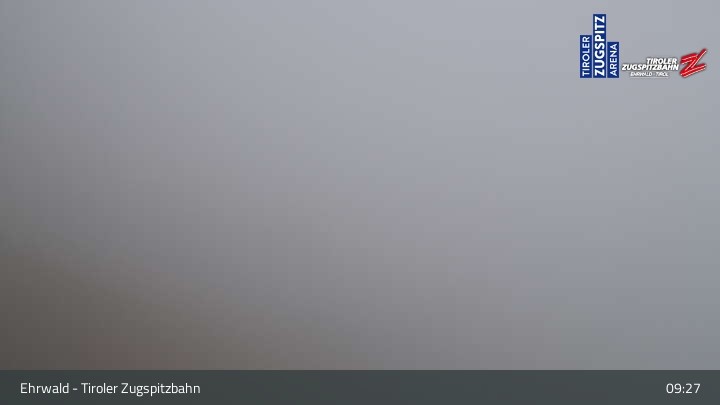 Archived image Webcam Tiroler Zugspitzbahn Top Station