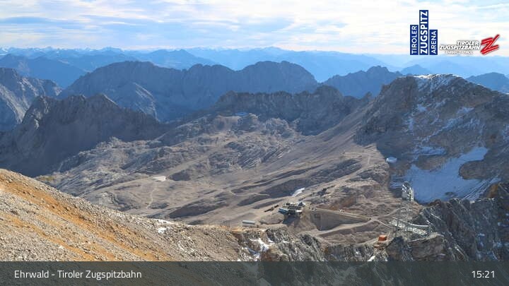 Archived image Webcam Tiroler Zugspitzbahn Top Station