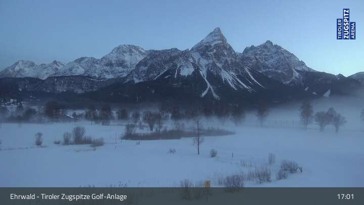 Archived image Webcam Golf Course in Ehrwald
