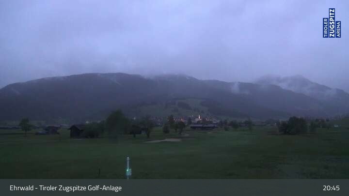 Archived image Webcam Golf Course in Ehrwald