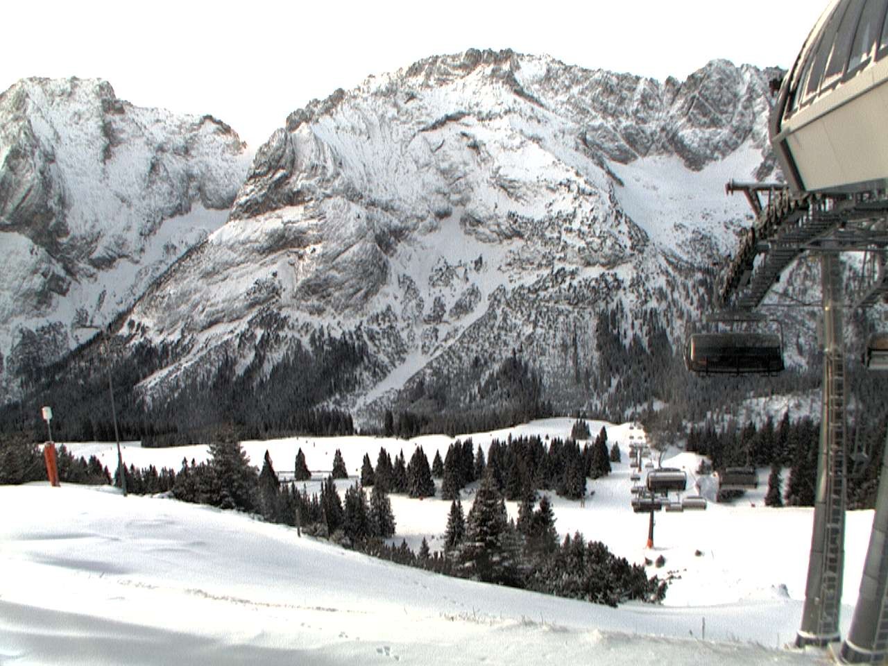 Archiv Foto Webcam Bergstation Sesselbahn Gaistal, Ehrwalder Alm