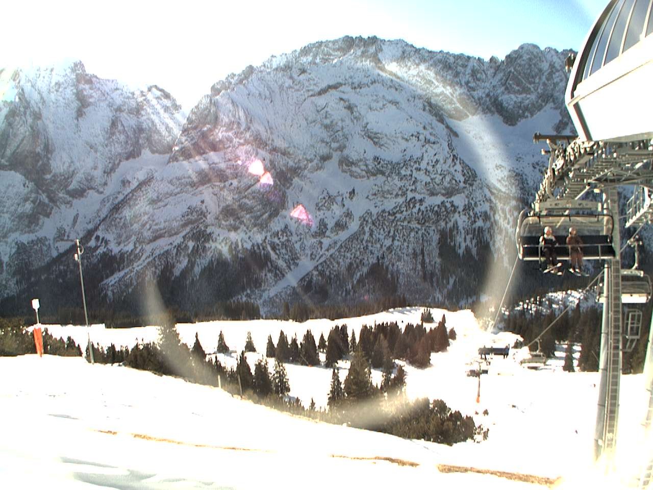 Archiv Foto Webcam Bergstation Sesselbahn Gaistal, Ehrwalder Alm