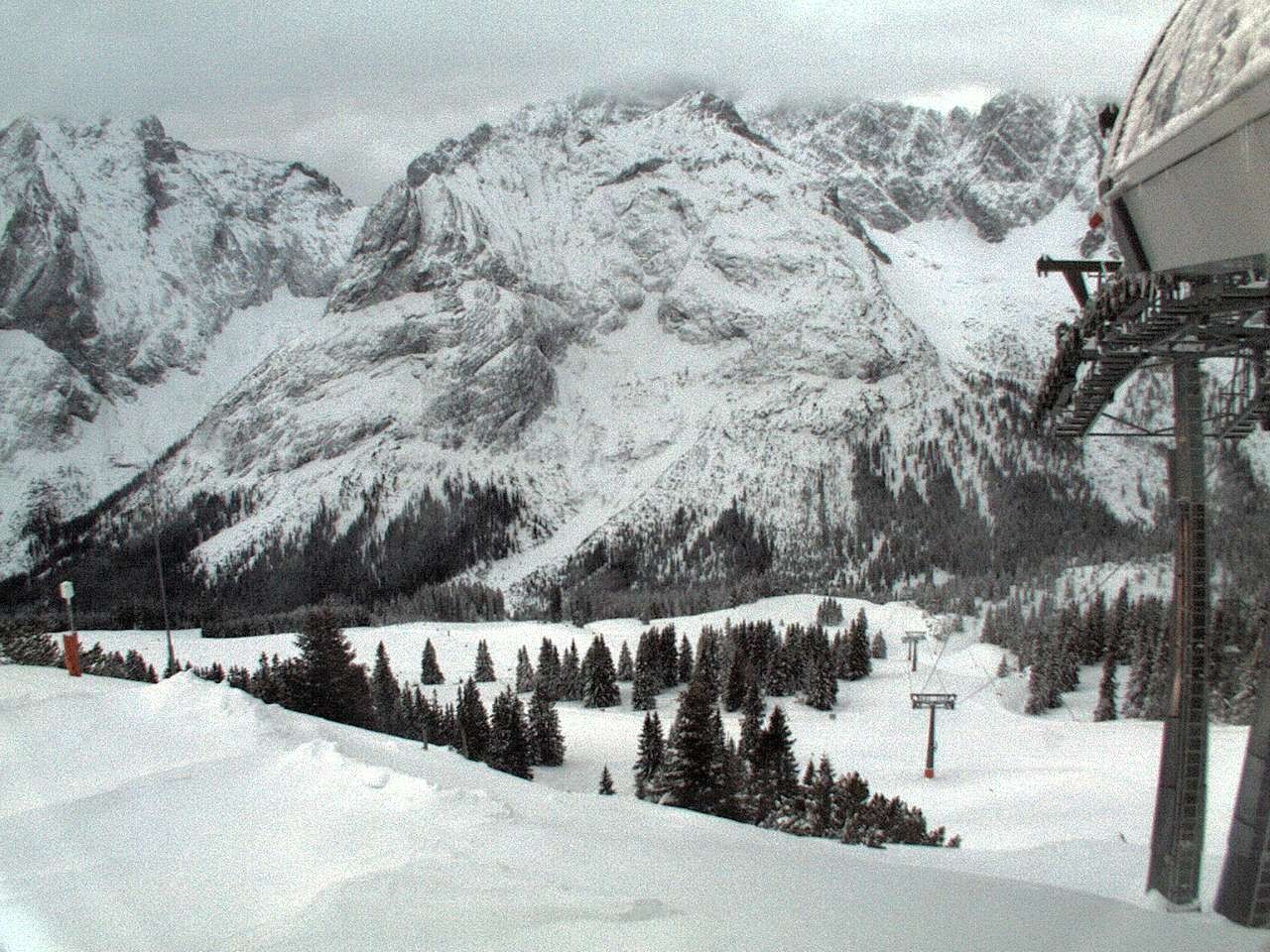 Archiv Foto Webcam Bergstation Sesselbahn Gaistal, Ehrwalder Alm