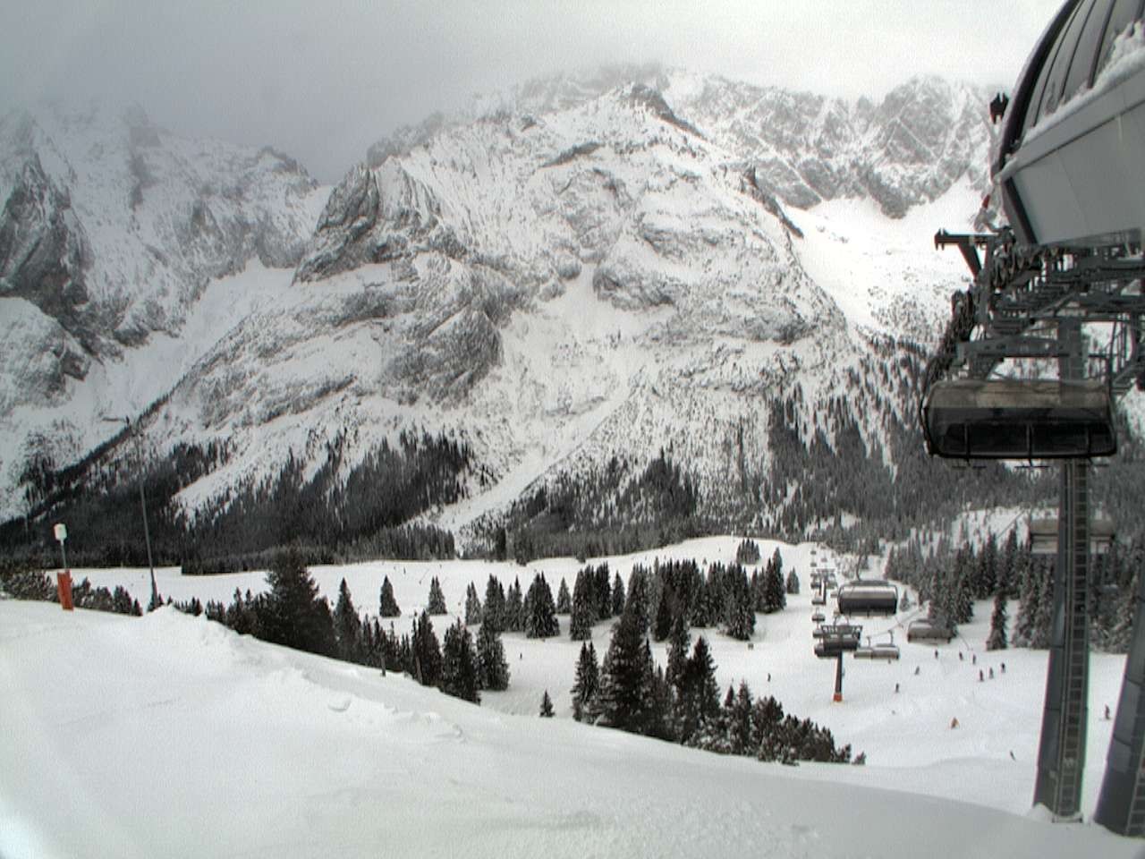 Archiv Foto Webcam Bergstation Sesselbahn Gaistal, Ehrwalder Alm
